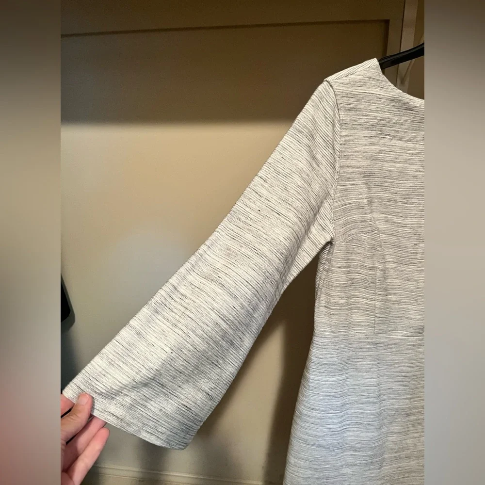 Old Navy Gray Long Sleeve Dress - Picture 3 of 5